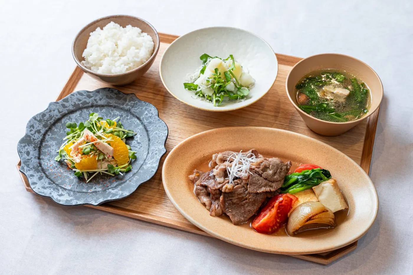 和食御膳 - すき焼き風牛肉と副菜